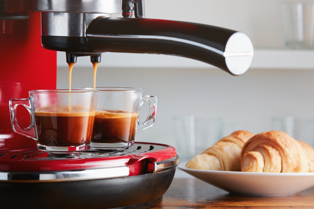 Making Espresso in Glass Transparent Coffee Cups